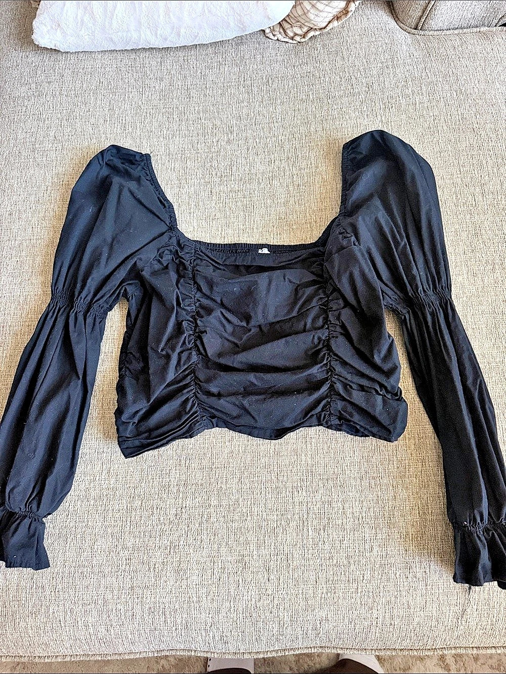H&M Ruched Puff Sleeve Crop Top in Black Large